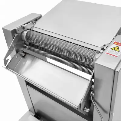 TM-124 Vleessnijmachine