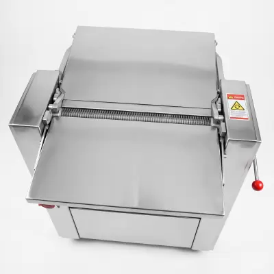 TM-124 Vleessnijmachine